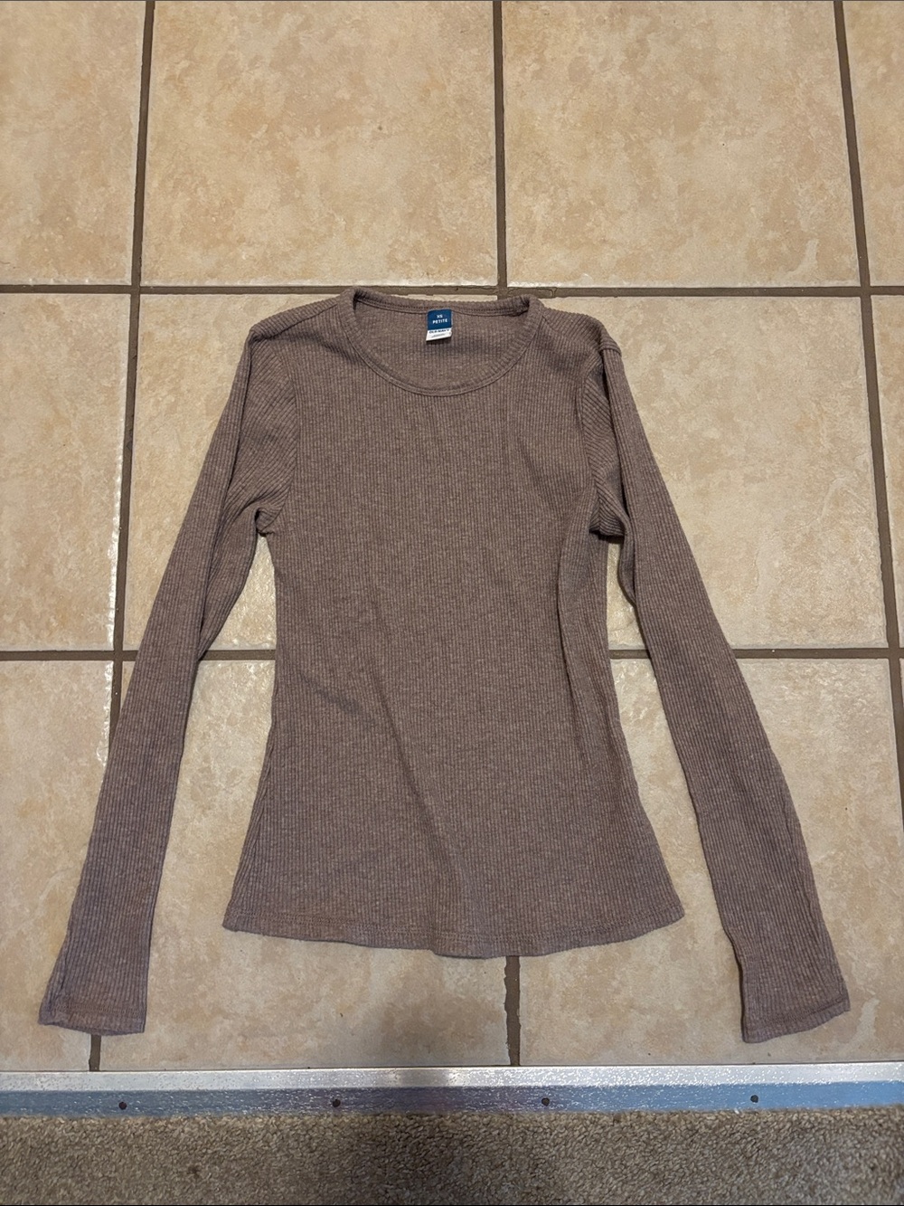 Old Navy Long-Sleeve Ribbed Top in Taupe